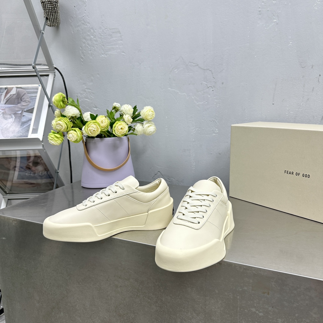 Fear of God Real-Skinned Summer Sneakers: Rice-Colored Silk-Skin and Sand-Skin Fabric Sensation - 图片 2