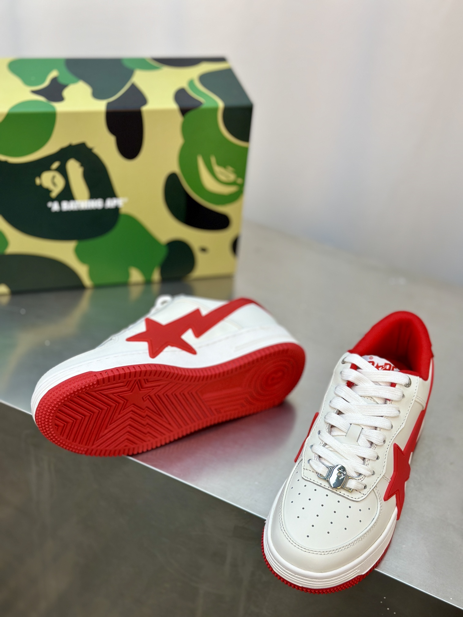 A BATHING APE Sneakers Revival with Classic BAPE STA Models - 图片 3