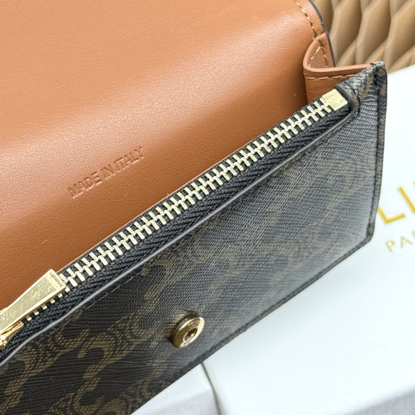 【大人気上品でコンパクト】カードコインケース 財布