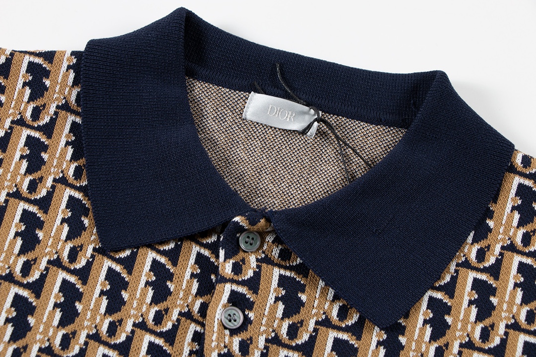 “Stylish Dior 24 Shirt with Long Bouquets and Short Sleeves in Various Sizes” - 图片 3