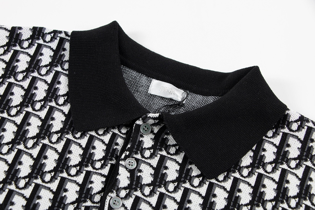 “Designer Dior 24 Shirt with Long Lettered Bouquets and Short Sleeves” - 图片 4