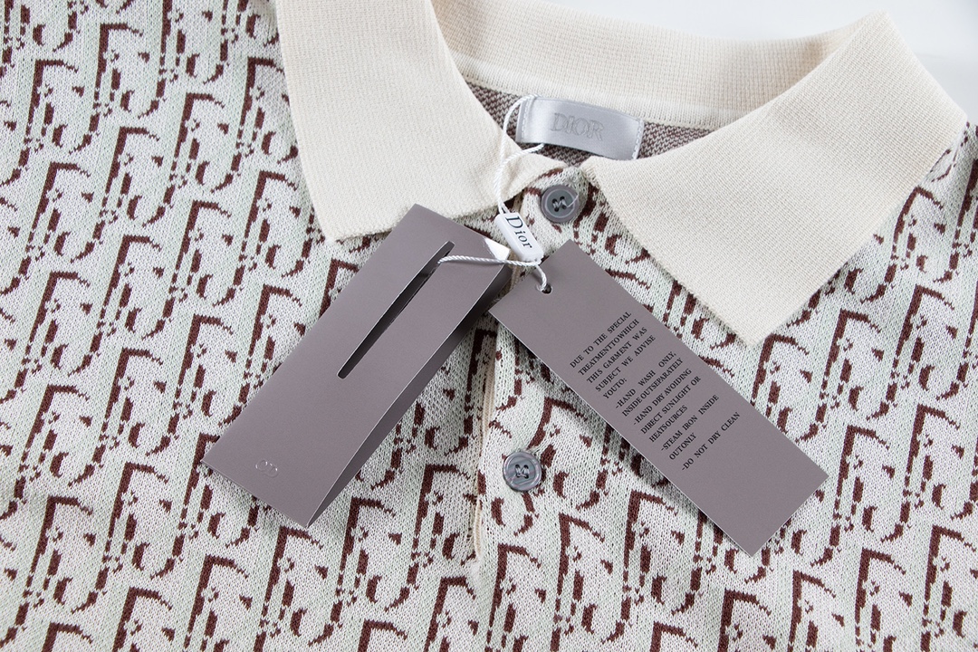 “Dior 24 Long Lettered Bouquets and Pool Sleeves Shirt in Various Sizes” - 图片 3