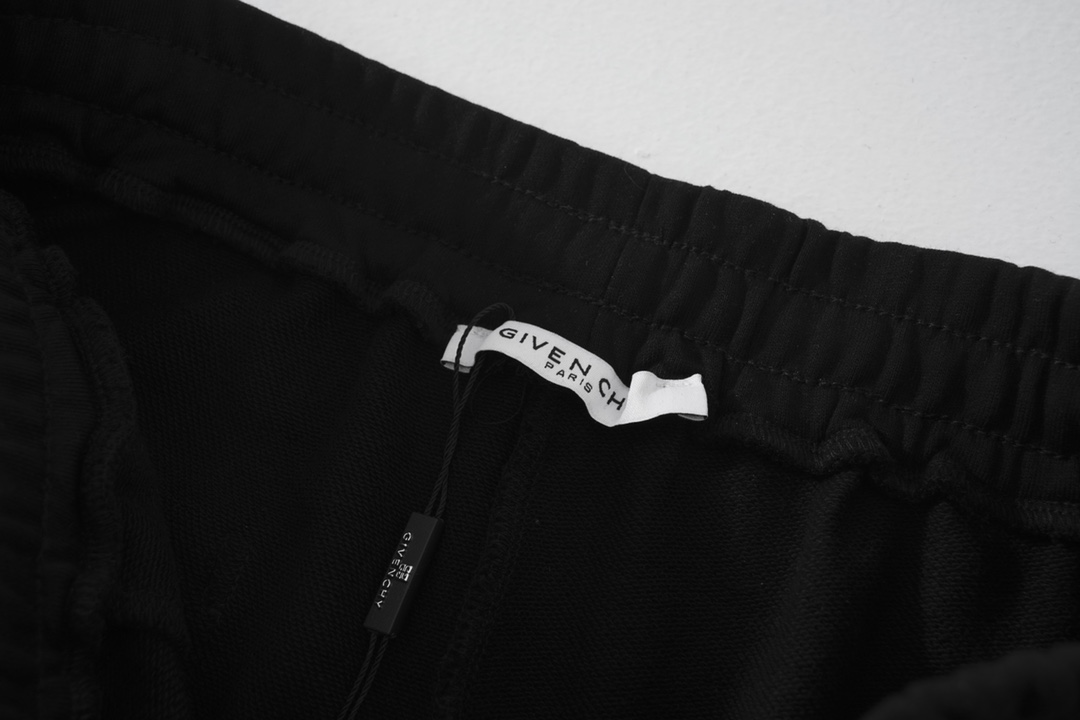 Givenchy Paris Black Cotton Blend Sweat Shorts, Drawstring Waist, Sizes M-3XL 9 i1716560045 700 0
