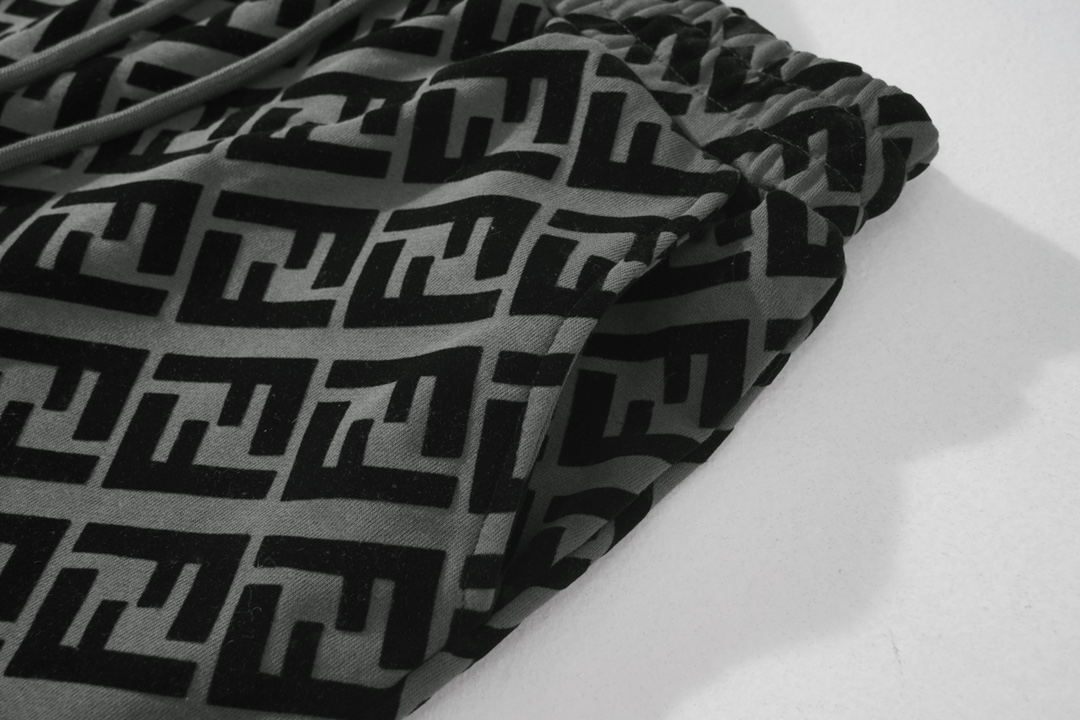 2024 New FENDI Tweezed Shorts in High-Quality 360g Fur Wire Grey, Sizes S-XL - 图片 5