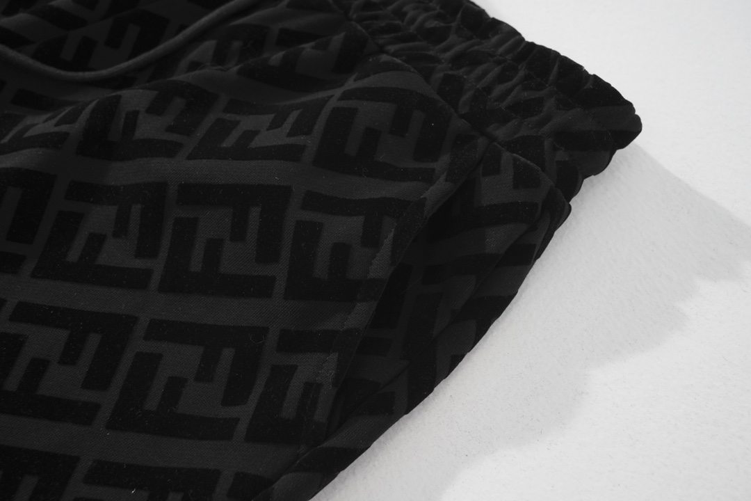 2024 New FENDI Tweezed Shorts in Black Fur, Sizes S-XL, Section N666 - 图片 6
