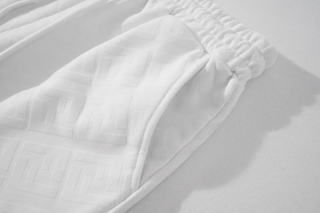 2024 New FENDI Tweezed Shorts in White Fur Wire, Sizes S-XL (Section N666) - 图片 7