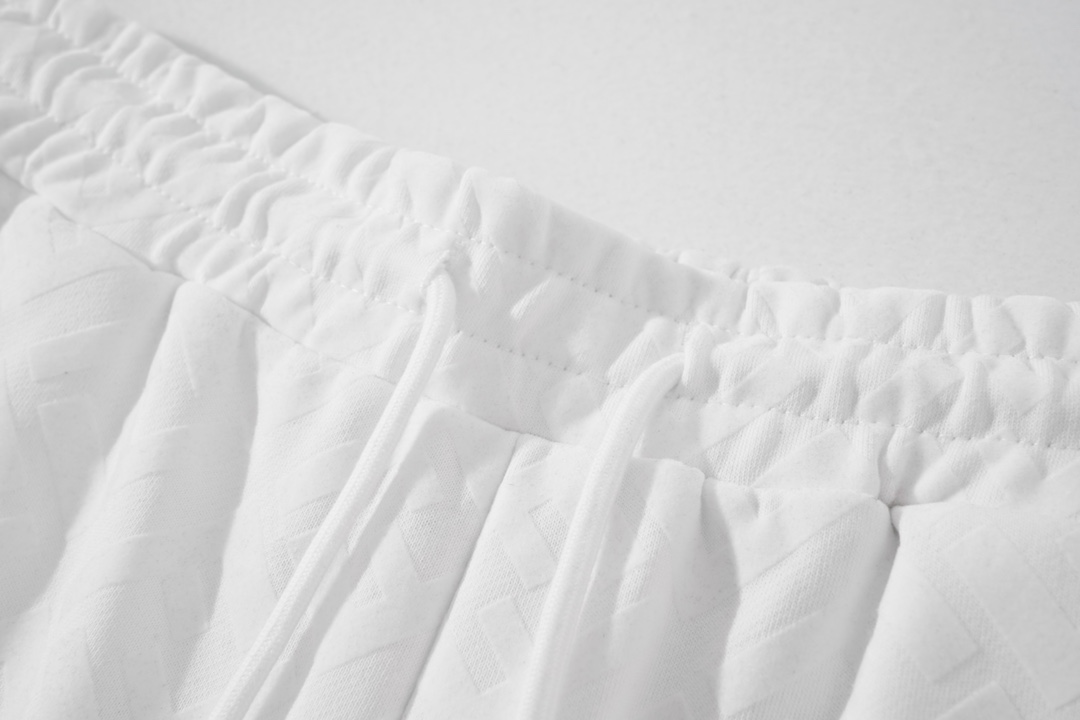 2024 New FENDI Tweezed Shorts in White Fur Wire, Sizes S-XL (Section N666) - 图片 5