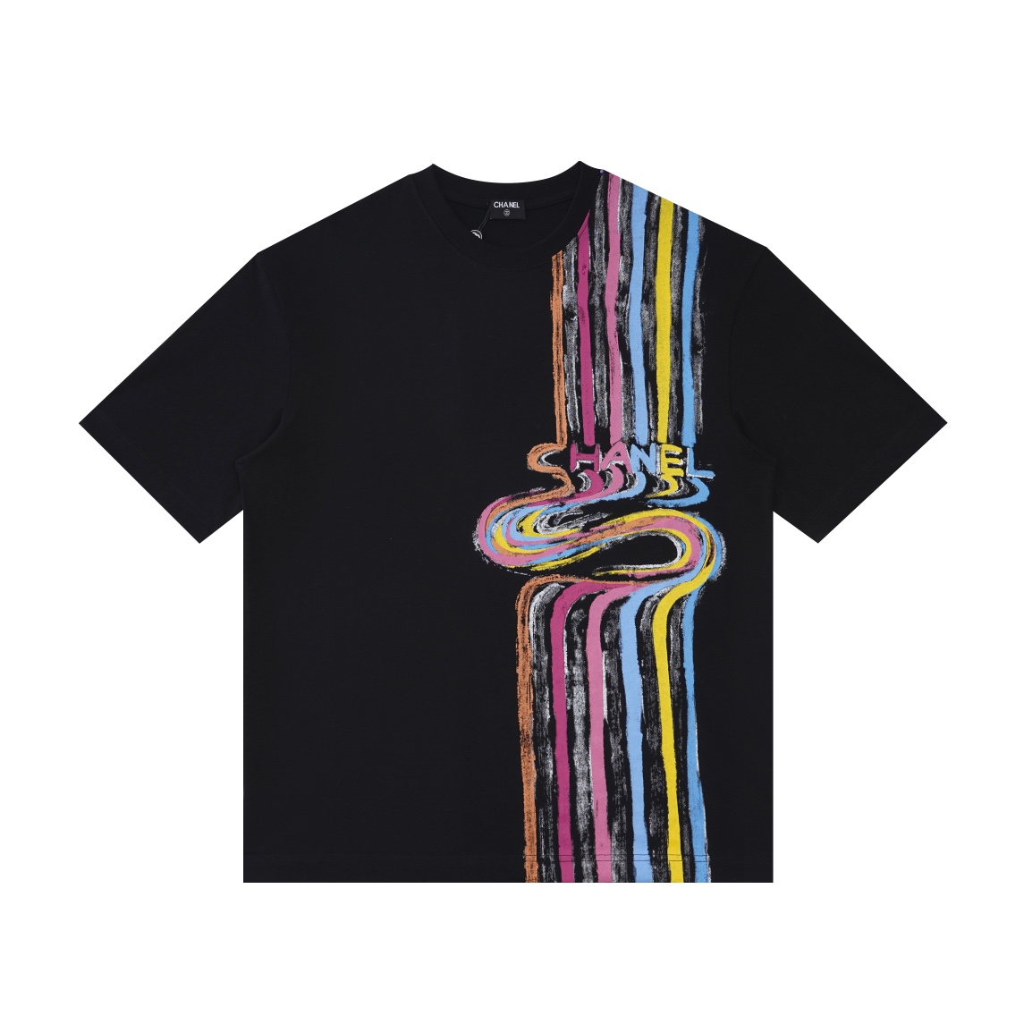Estilo: Camiseta de manga corta CHANEL nueva 2025, artesanía, serie pintada a mano de Chanel. Material: algod…