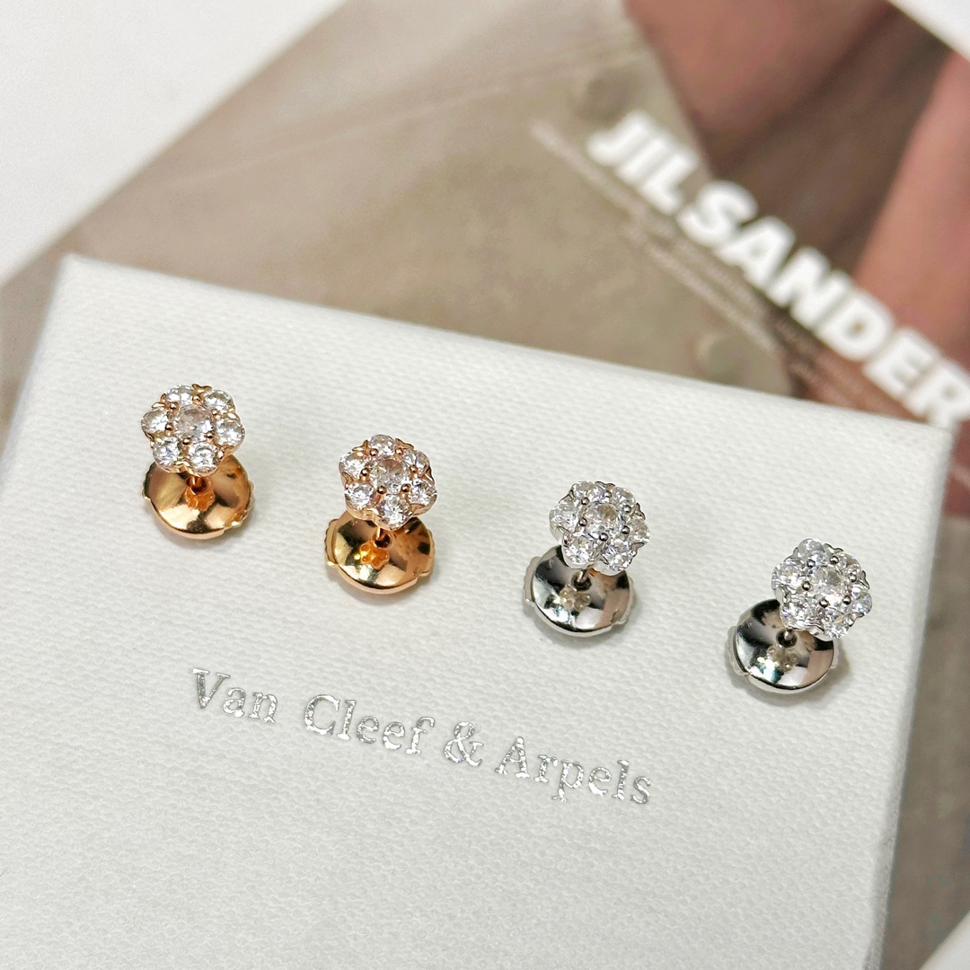 Is it illegal to buy
 Van Cleef & Arpels Jewelry Earring Necklaces & Pendants