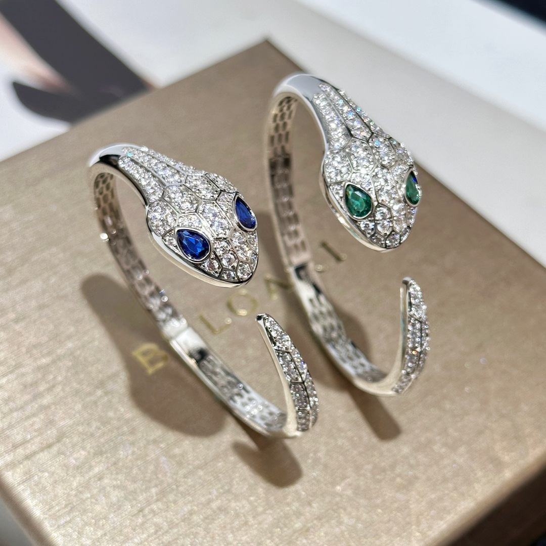 Bvlgari 重磅热推 BULGARIA 精工版本len菱形蛇手镯 火爆蛇系列 满身高碳钻