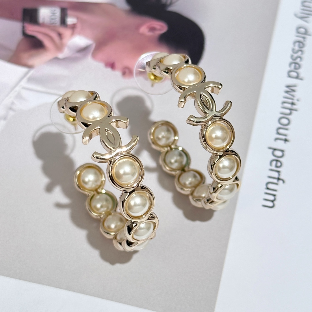 Buy 2023 Replica
 Chanel Jewelry Earring Yellow Brass