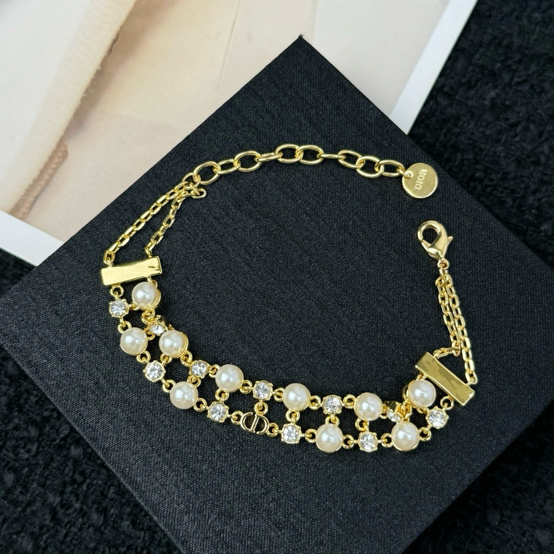 Dior New
 Jewelry Bracelet Necklaces & Pendants Yellow Brass