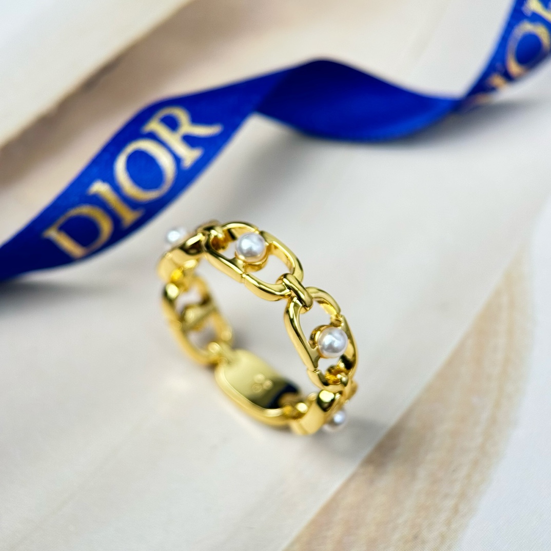 Dior Online
 Jewelry Ring- Yellow Brass