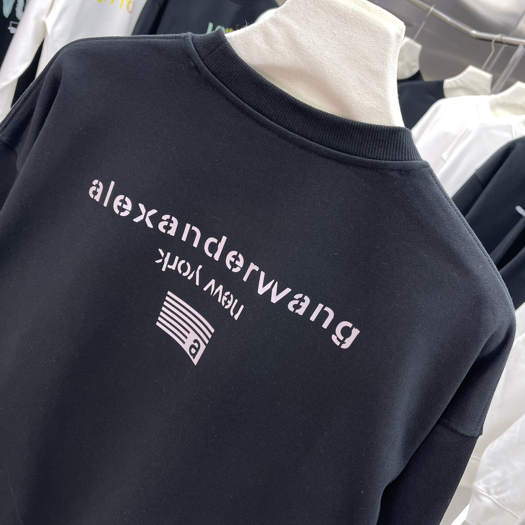 “CJCR: Alexanderwang’s Classic Circle Guard with Quality Cotton-Creed Fabric” - 图片 9