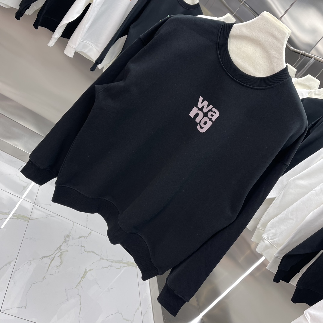 “CJCR: Alexanderwang’s Classic Circle Guard with Quality Cotton-Creed Fabric” - 图片 2