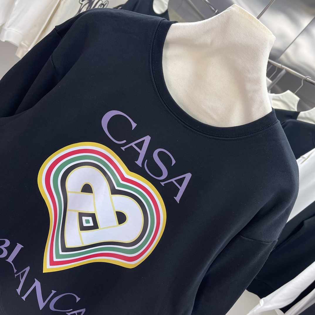 CJCR Winter 2024 Collection: Gender-Neutral Cotton Logo Print in Black and White - 图片 6