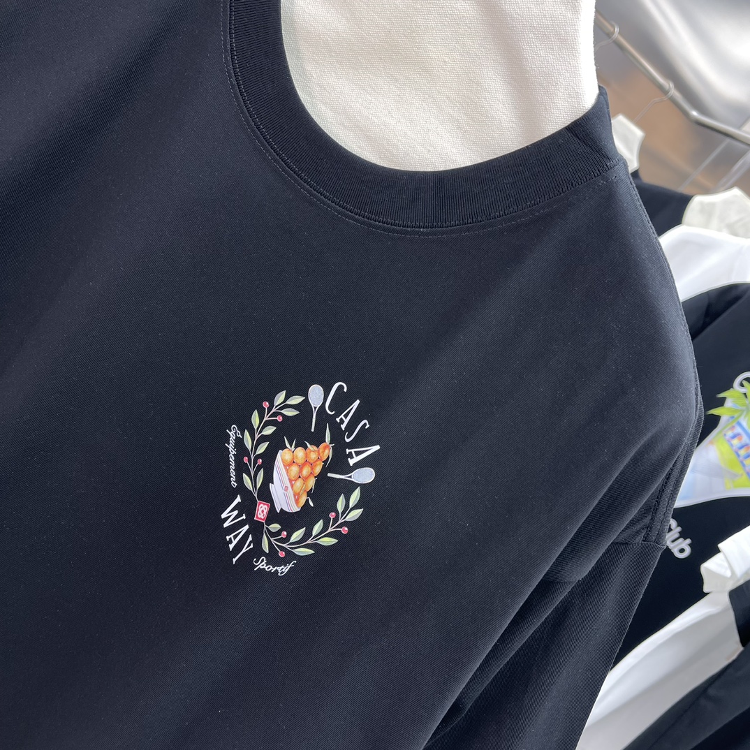 Casablanca Classics Short-Sleeve T-Shirt in Velvet Cotton: White and Black Options - 图片 4