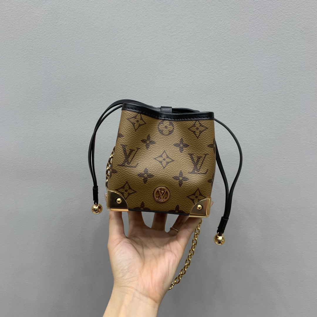 루이비통 M82885 가방 Louis Vuitton