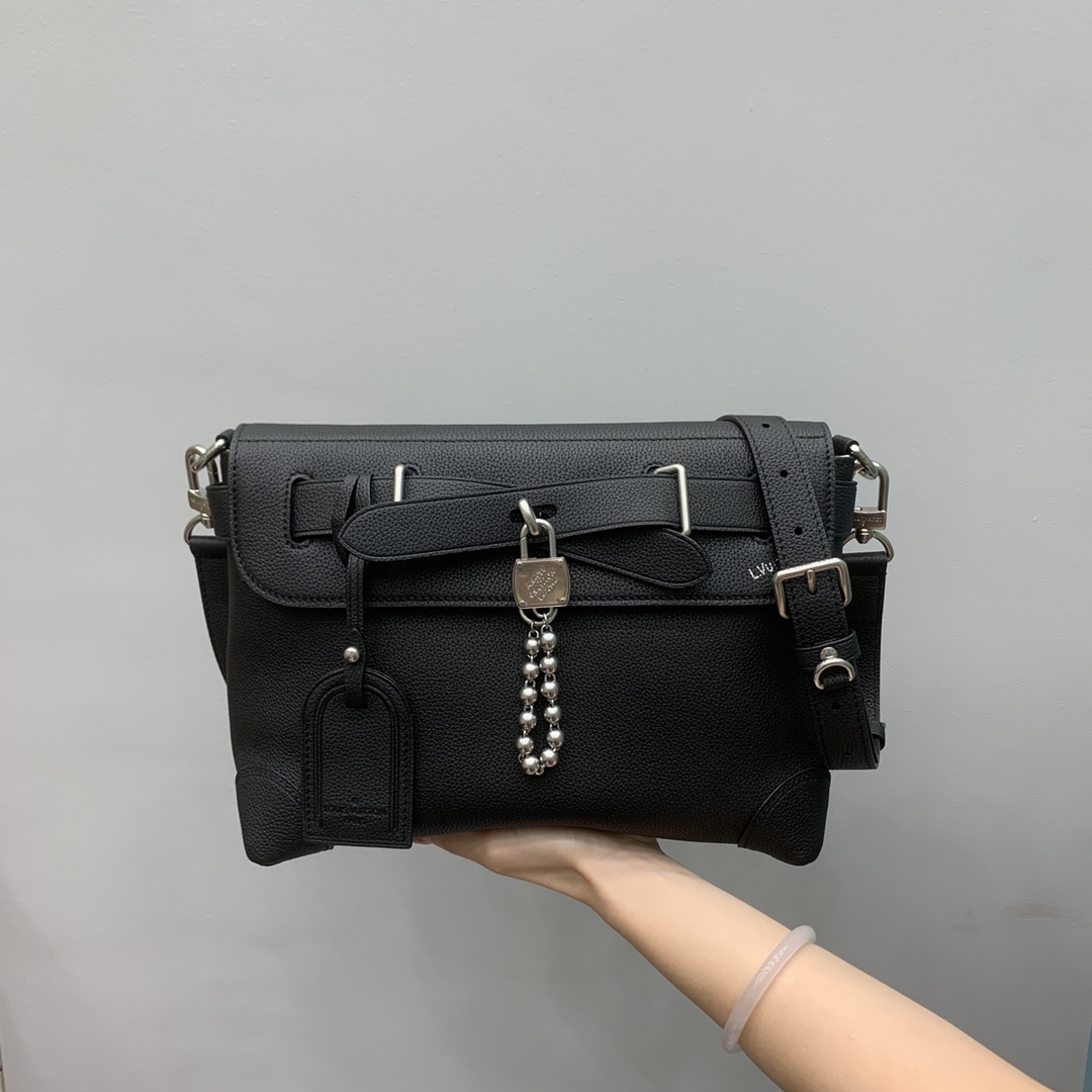 루이비통 M11607 가방 Louis Vuitton