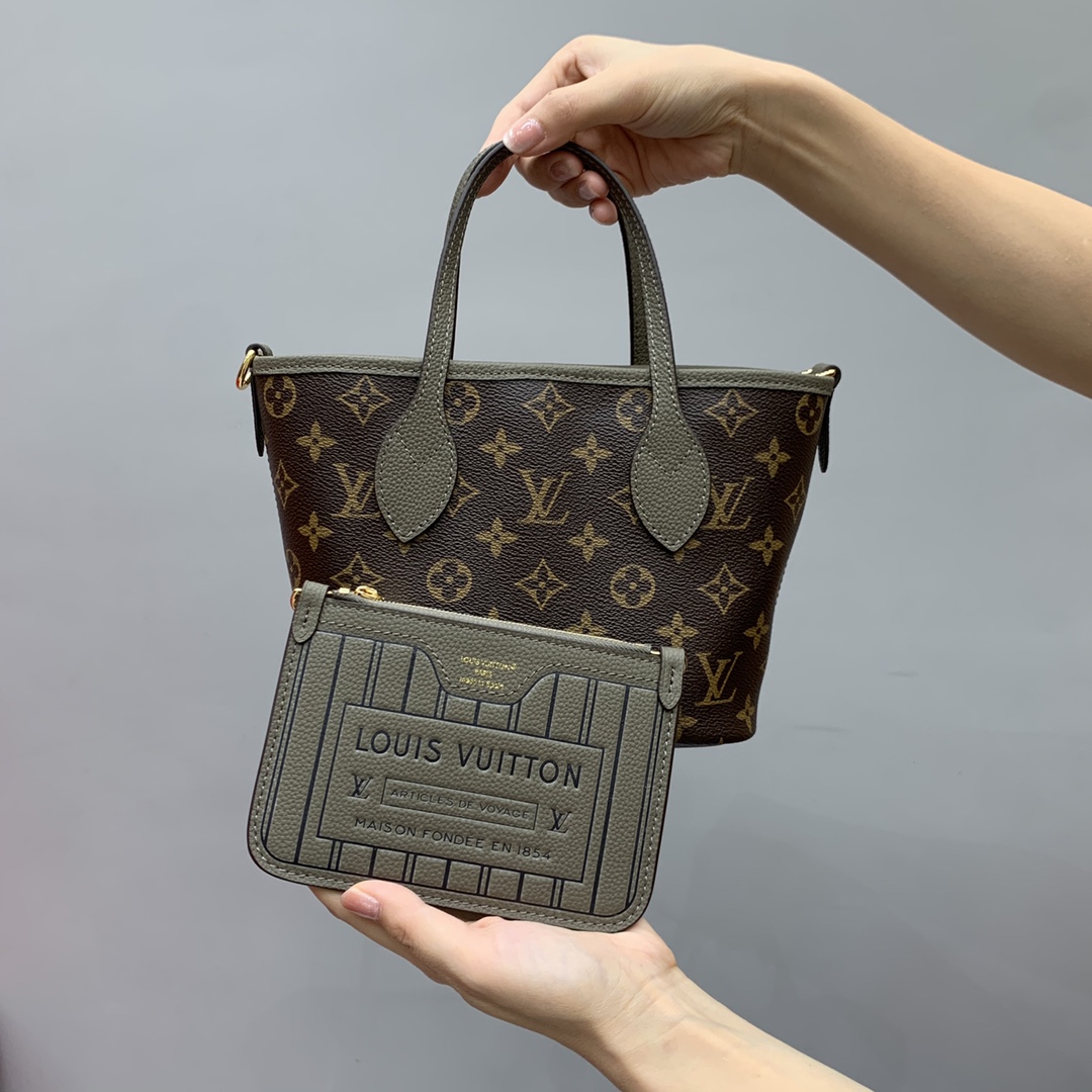 루이비통 M12109 가방 Louis Vuitton