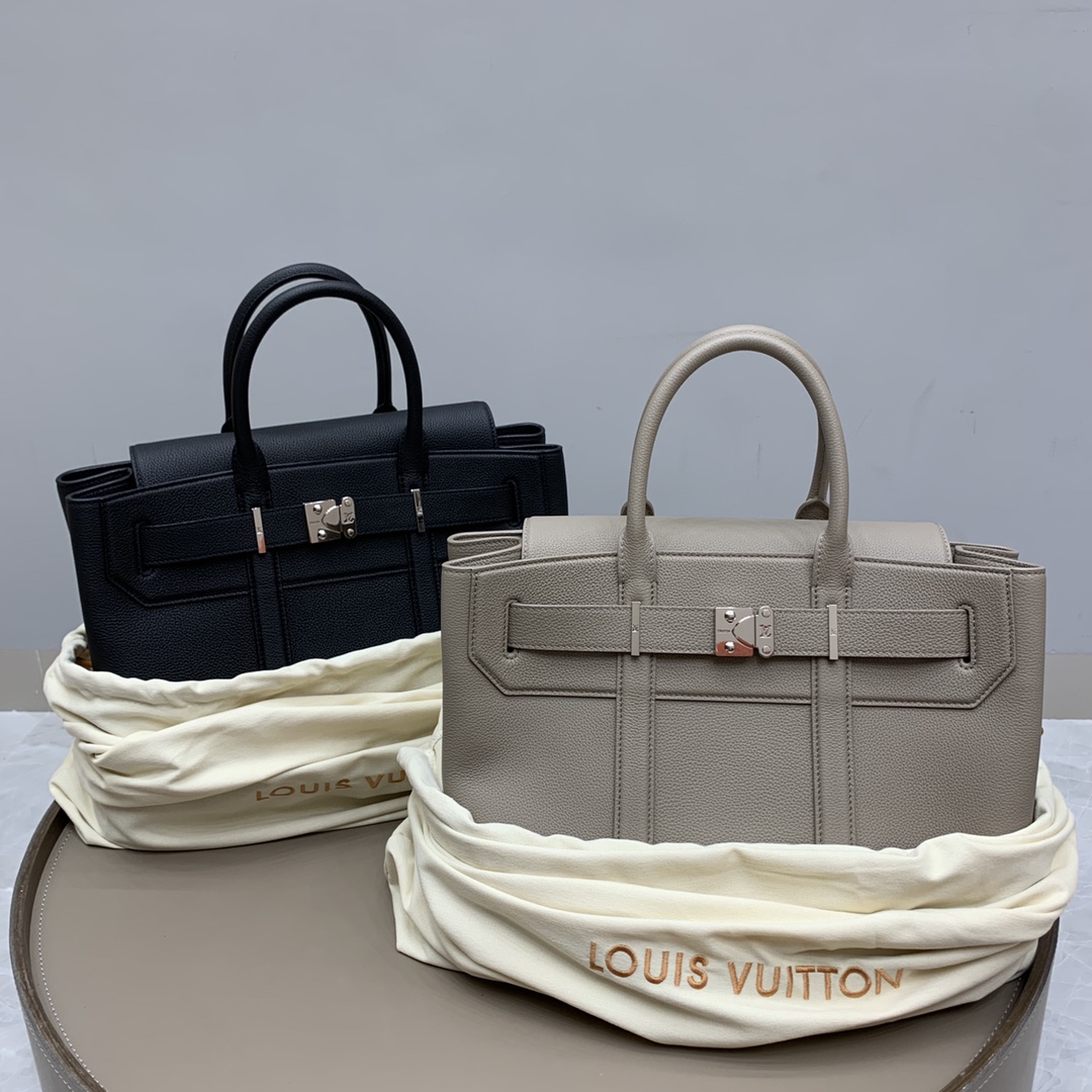 루이비통 M24153 가방 Louis Vuitton Bag