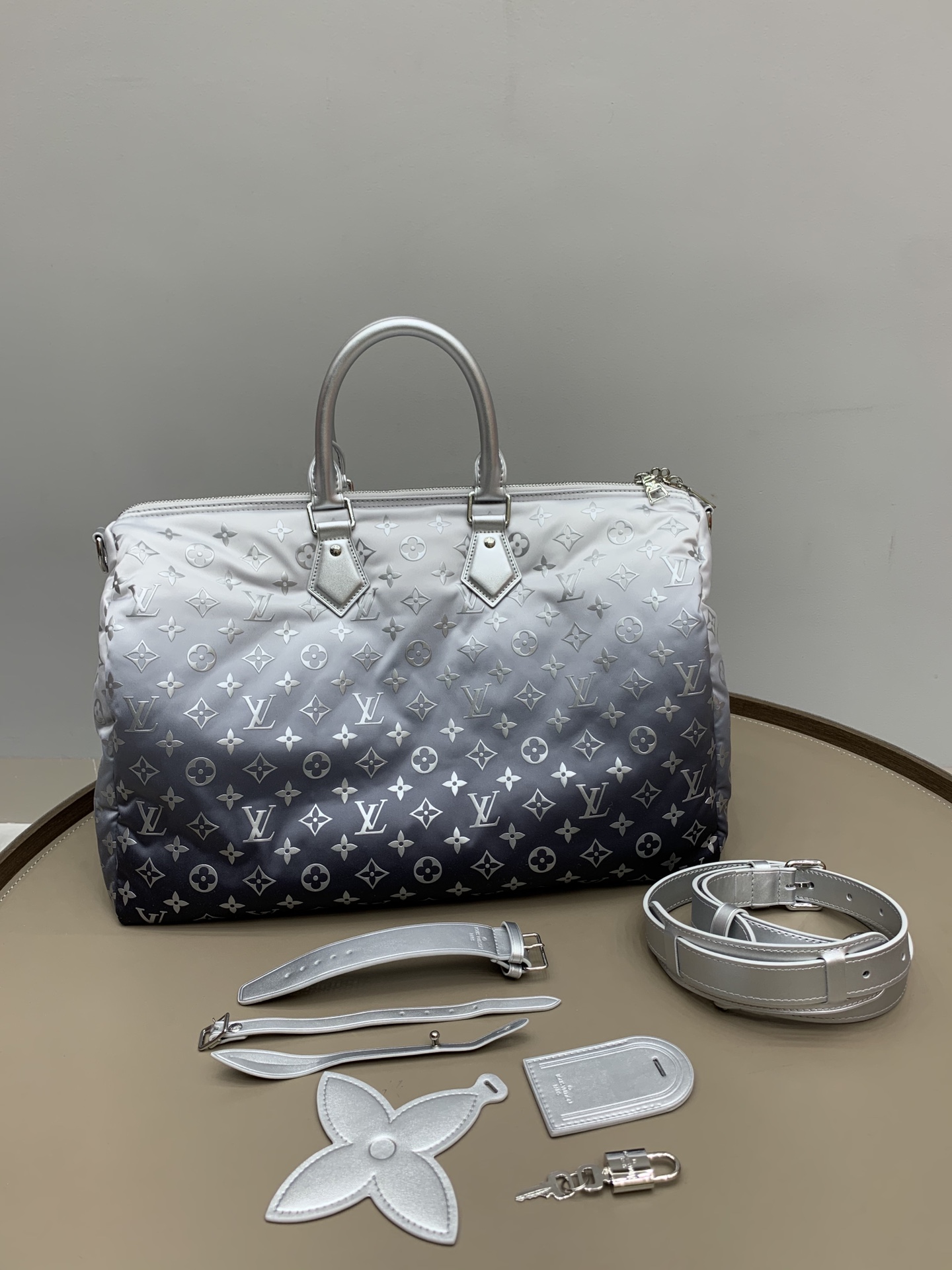 루이비통 M12067 가방 Louis Vuitton Bag