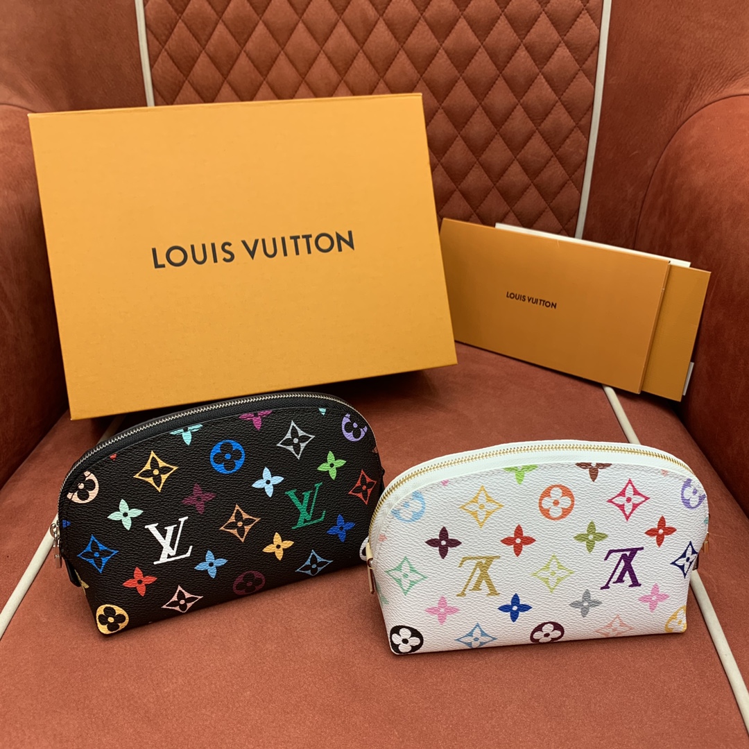 루이비통 M13744 가방 Louis Vuitton