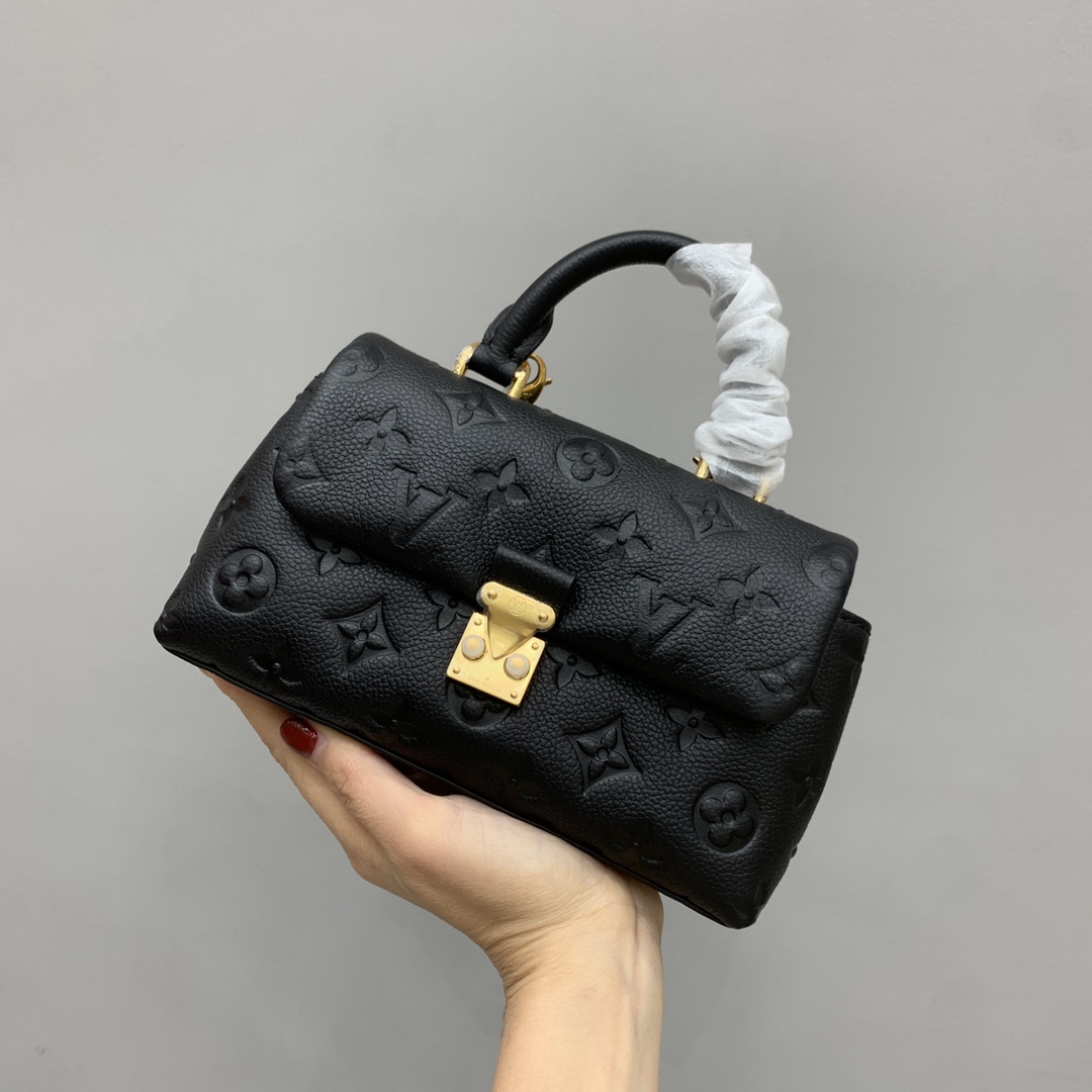 루이비통 M12144 가방 Louis Vuitton