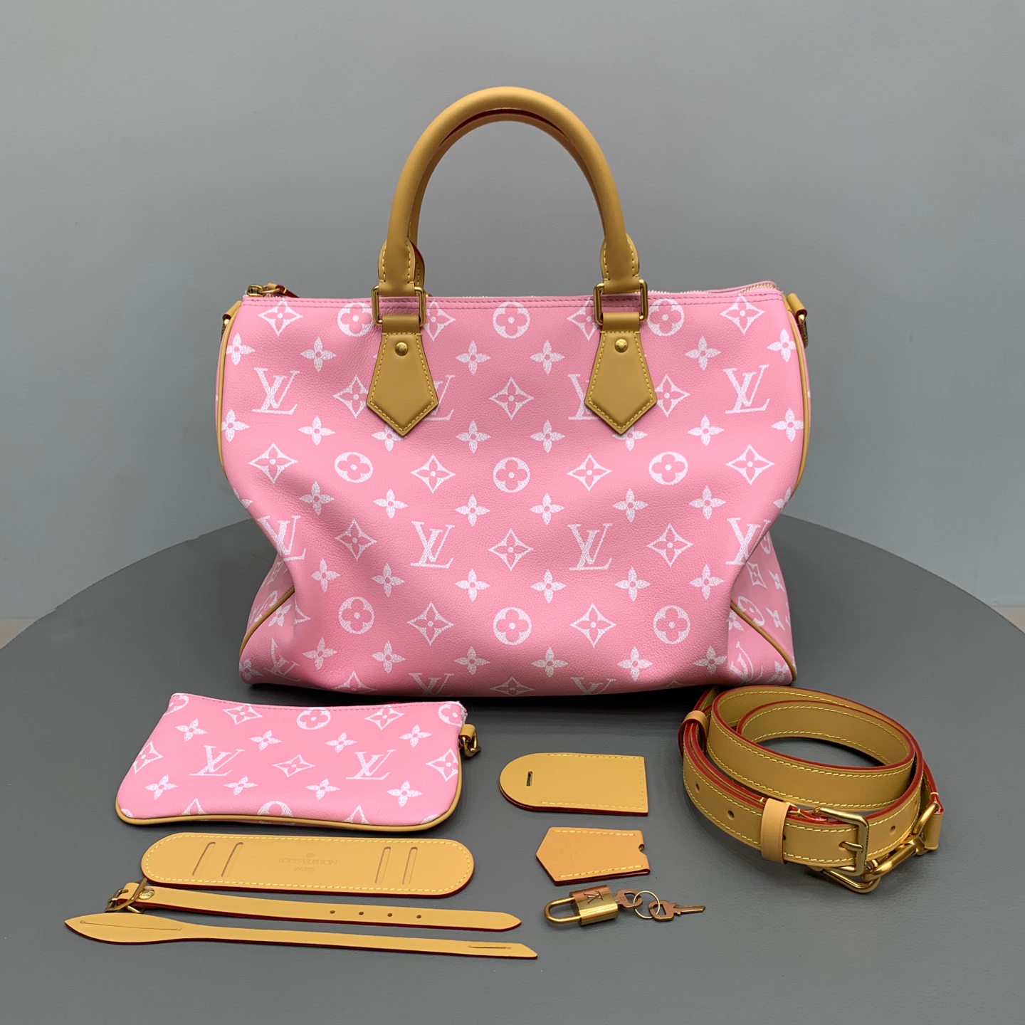 루이비통 M13918 가방 Louis Vuitton