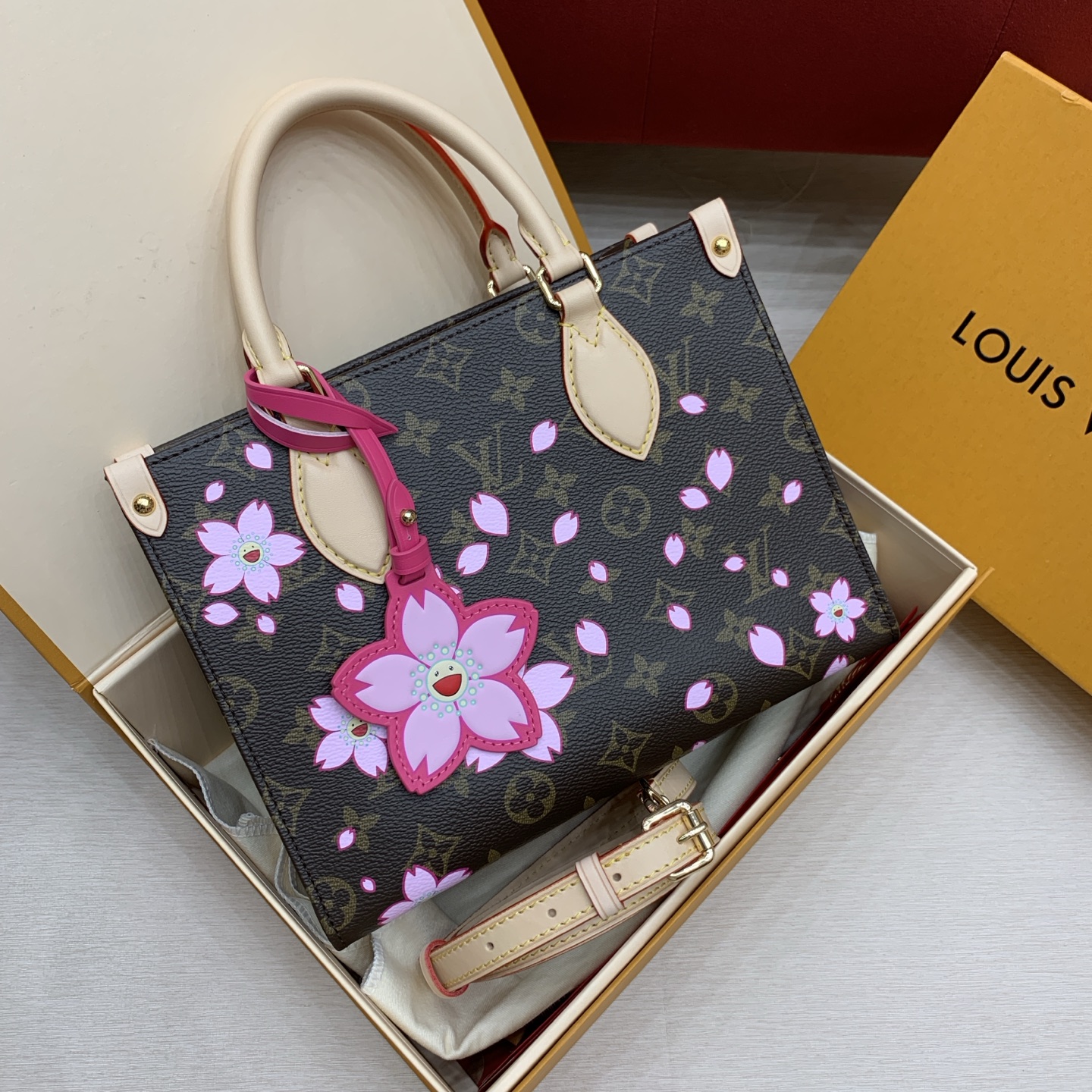 루이비통 M13269 가방 Louis Vuitton