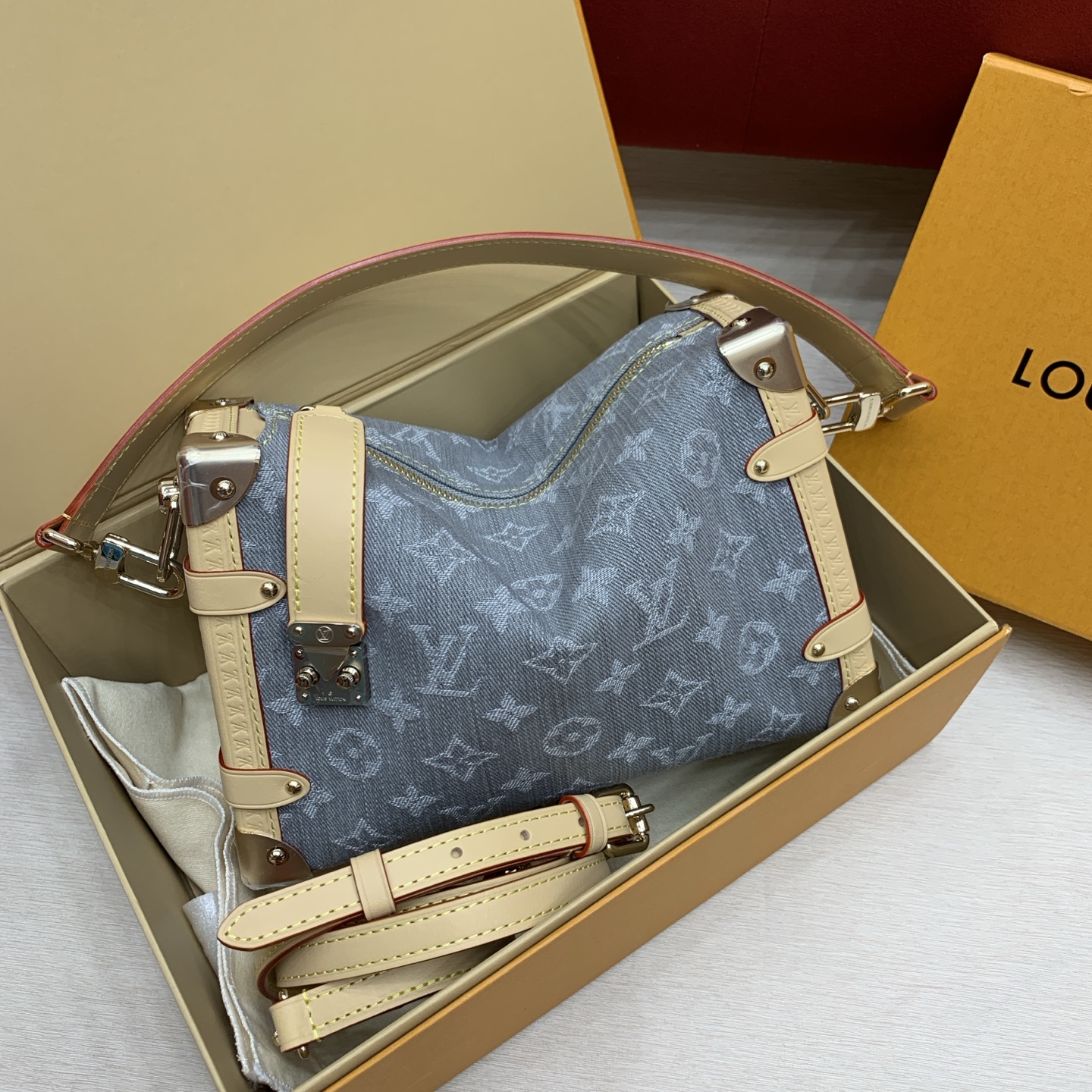 루이비통 M13285 가방 Louis Vuitton