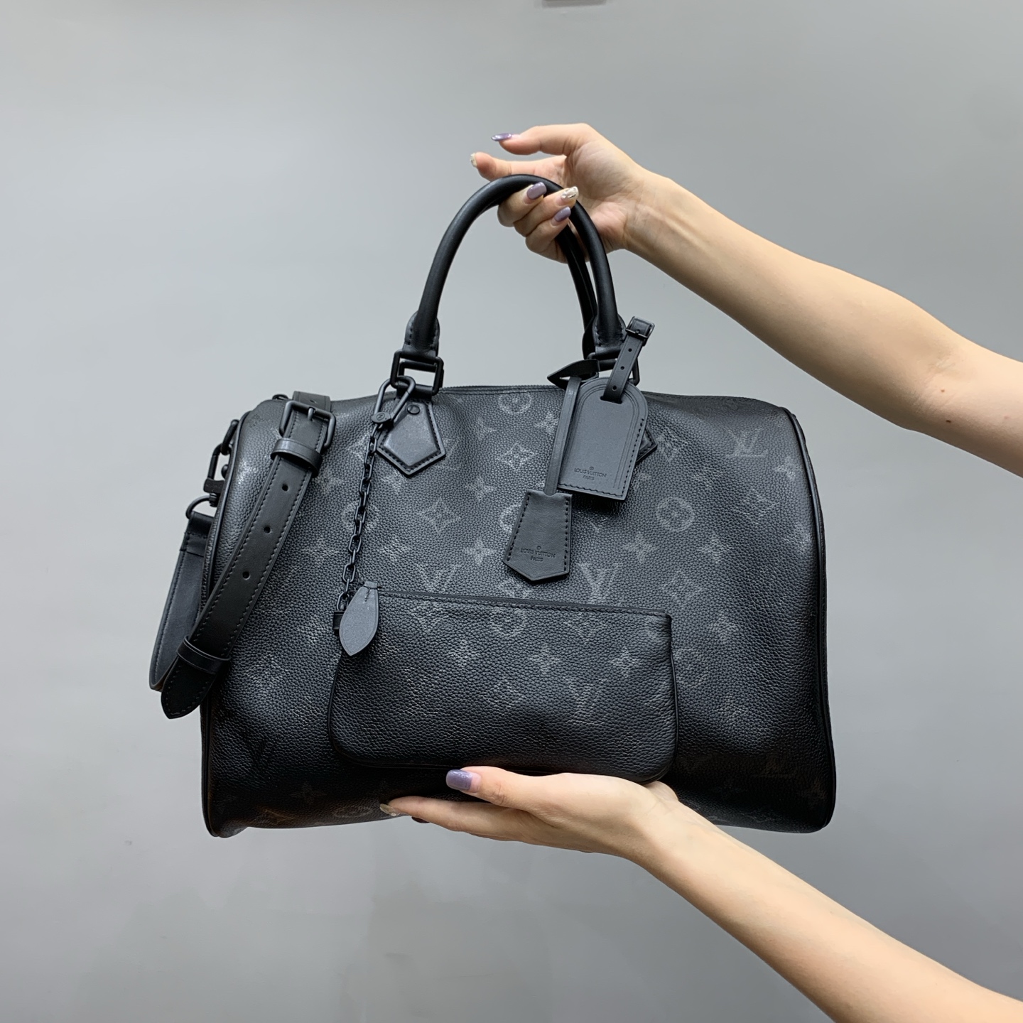 루이비통 M13916 가방 Louis Vuitton