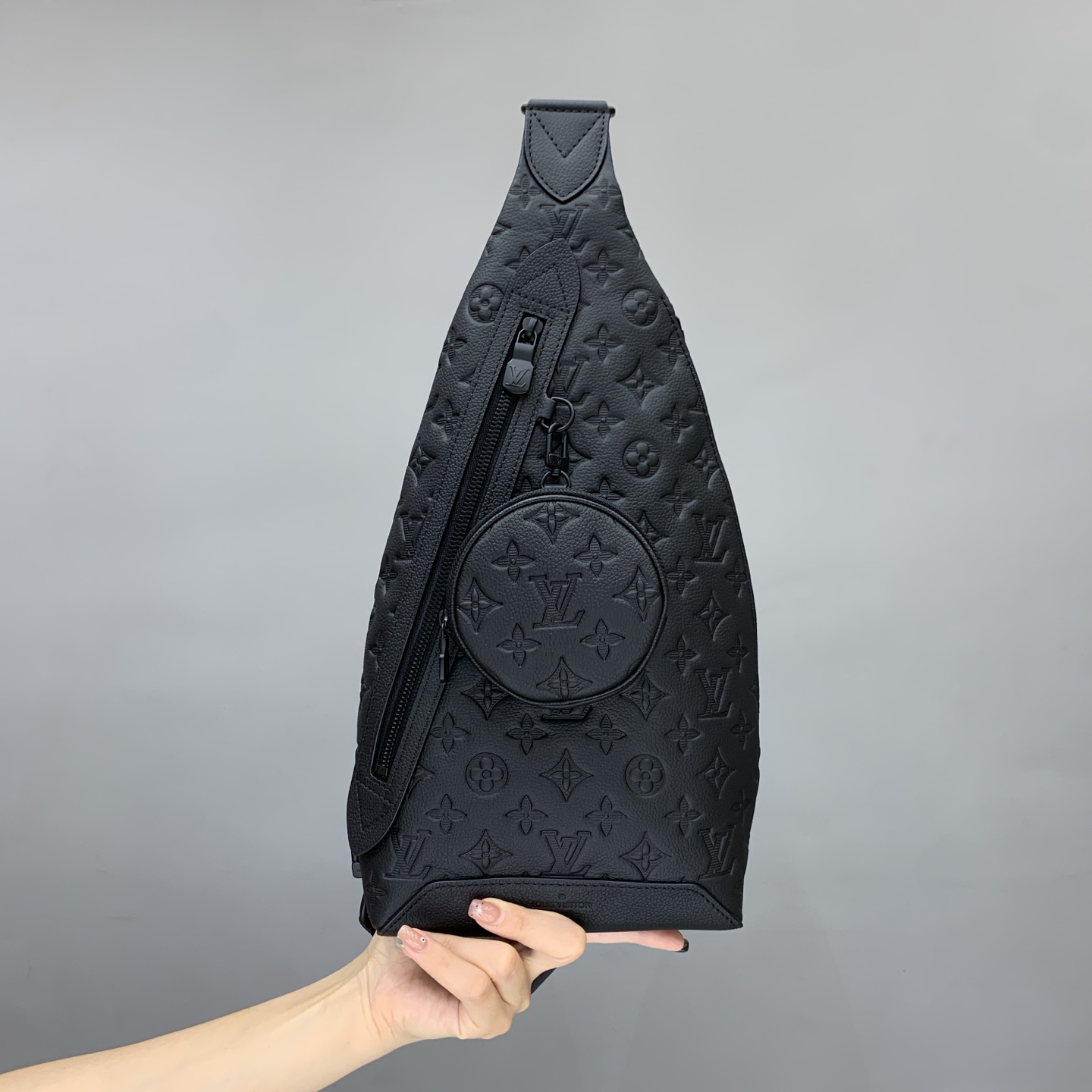 루이비통 M21890 가방 Louis Vuitton