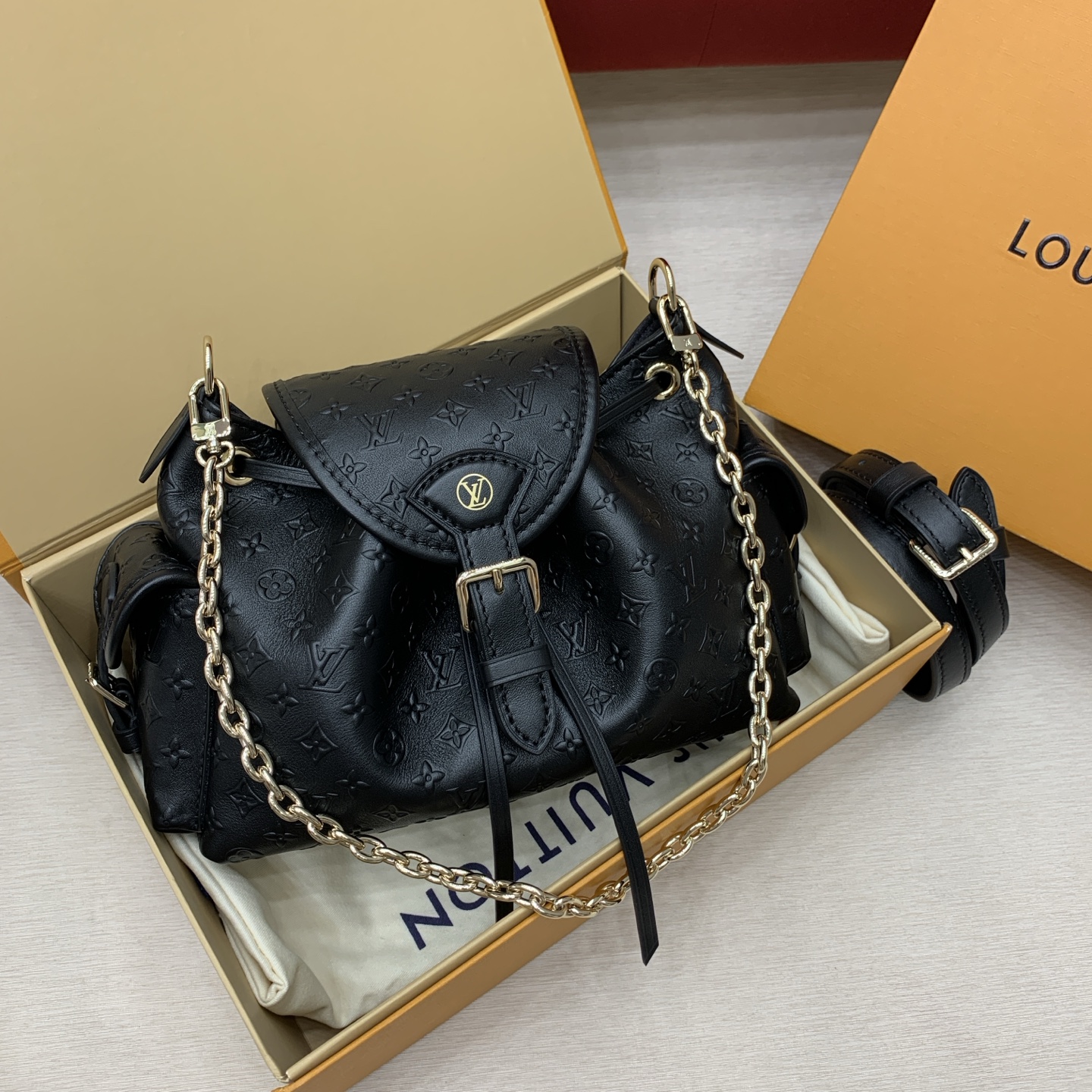 루이비통 M25554 가방 Louis Vuitton