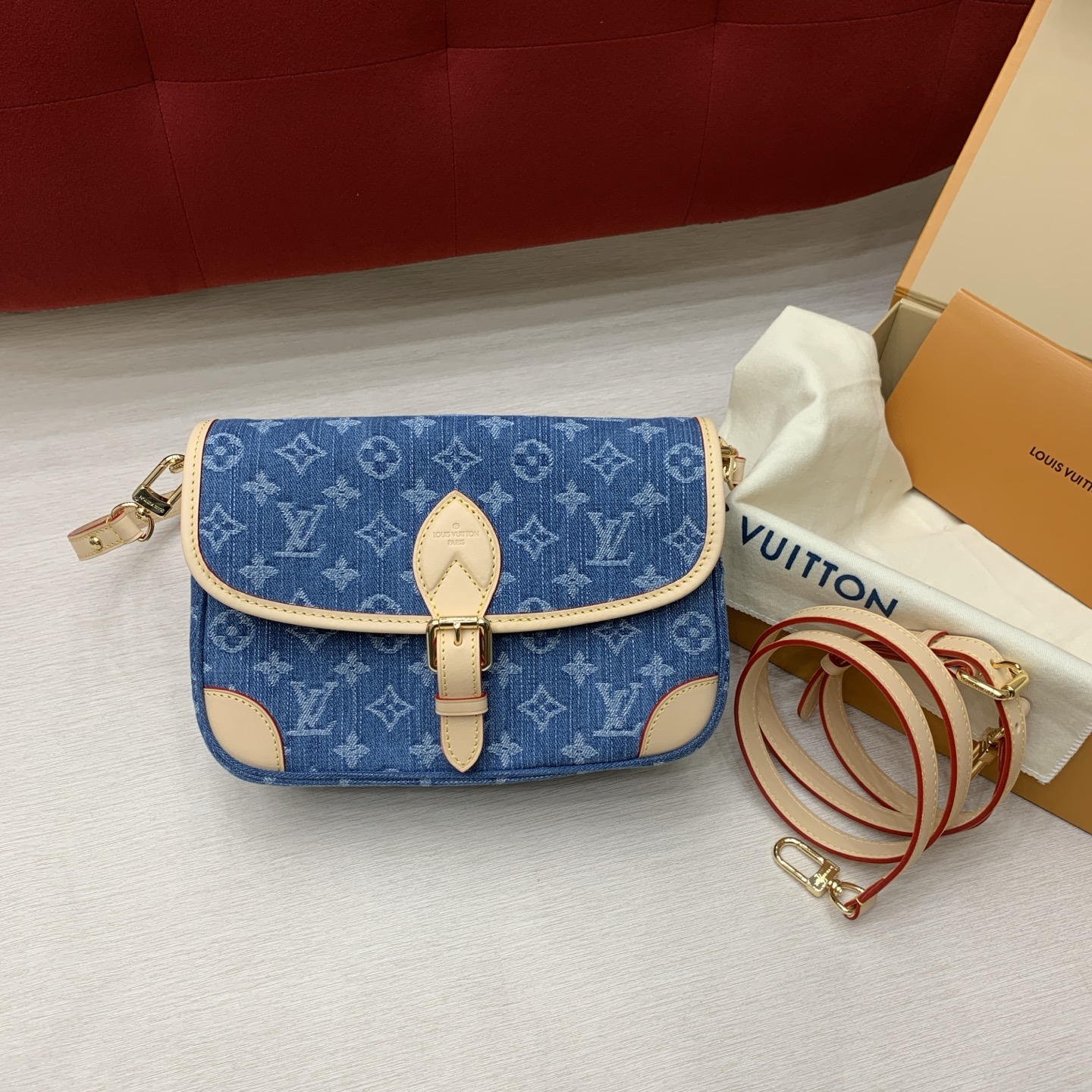 루이비통 M13070 가방 Louis Vuitton
