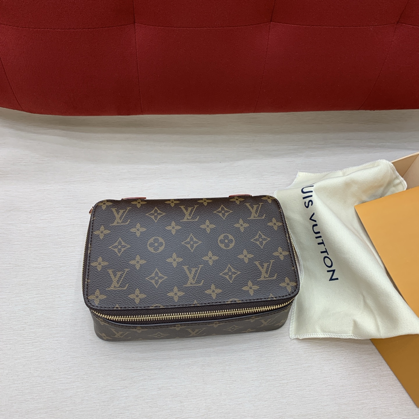 루이비통 M43689 가방 Louis Vuitton