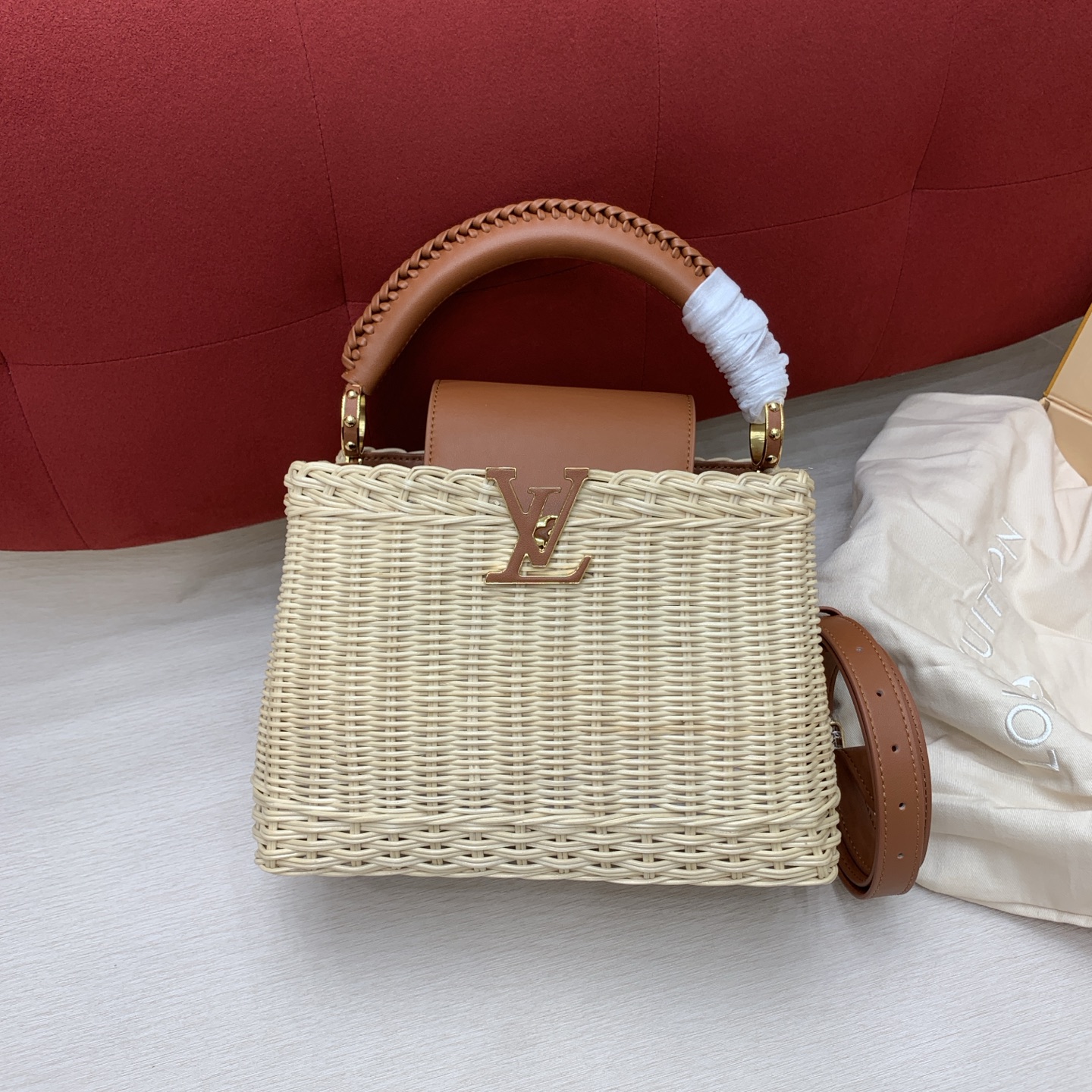 루이비통 M26025 가방 Louis Vuitton