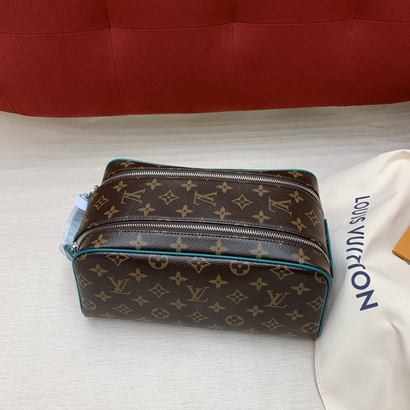 루이비통 M12639 가방 Louis Vuitton