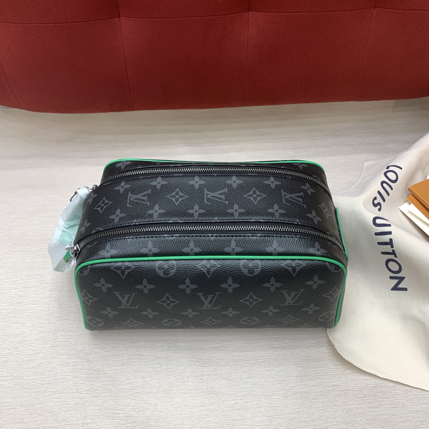 루이비통 M26433 가방 Louis Vuitton