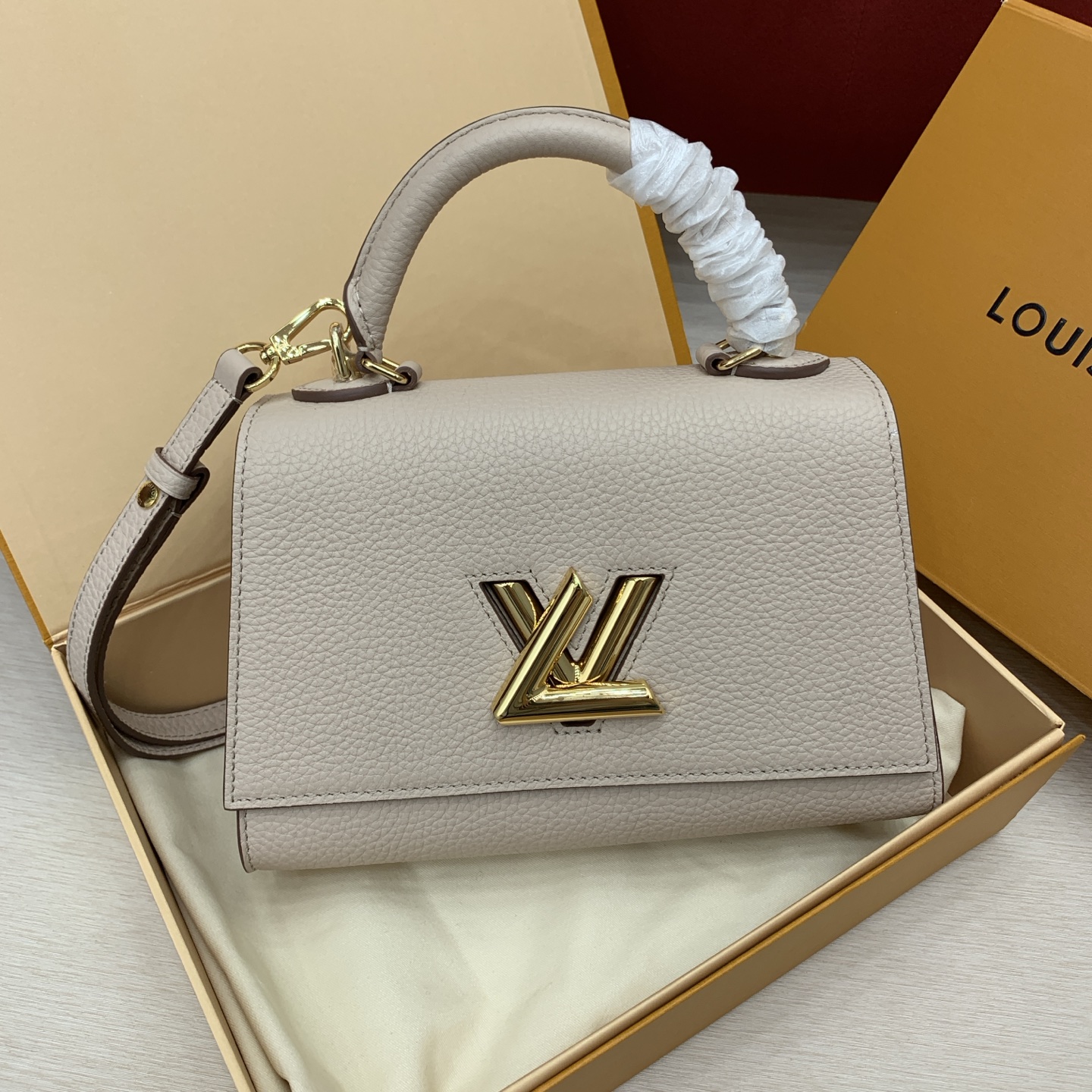루이비통 M57214 가방 Louis Vuitton