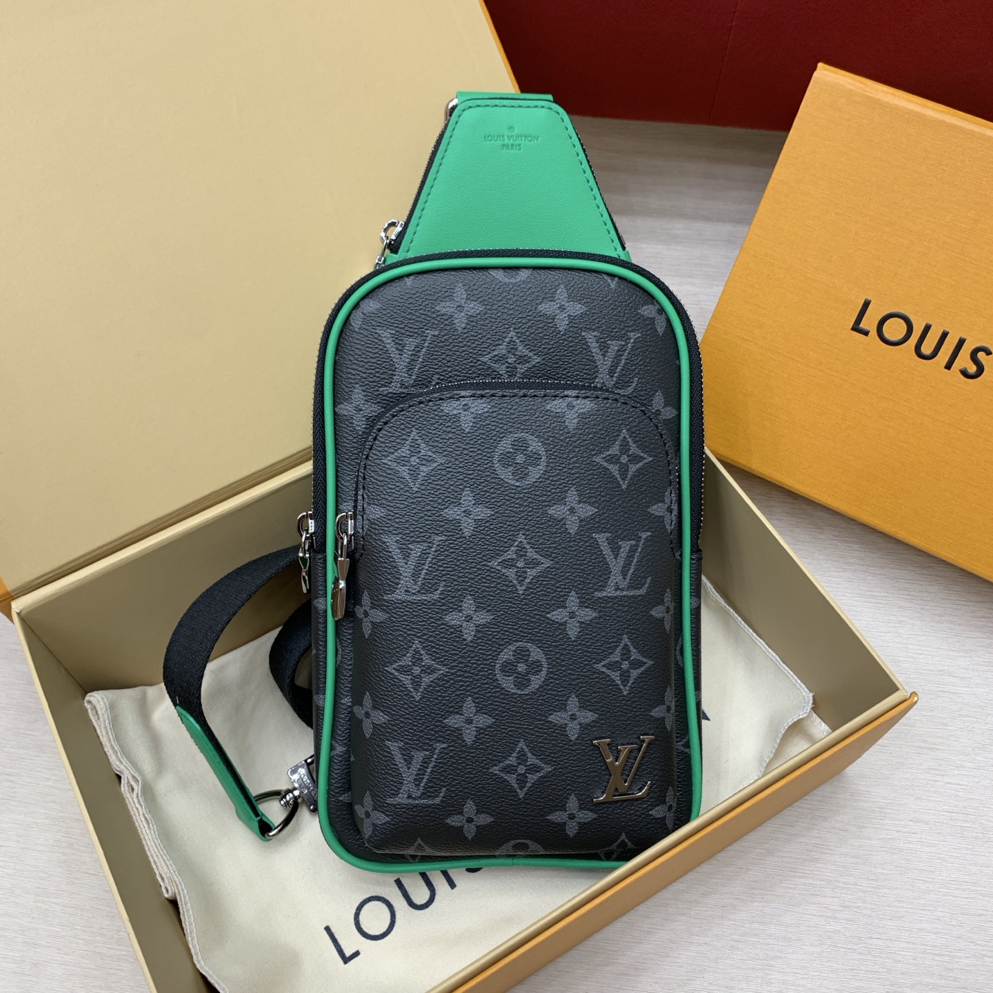 루이비통 M25891 가방 Louis Vuitton