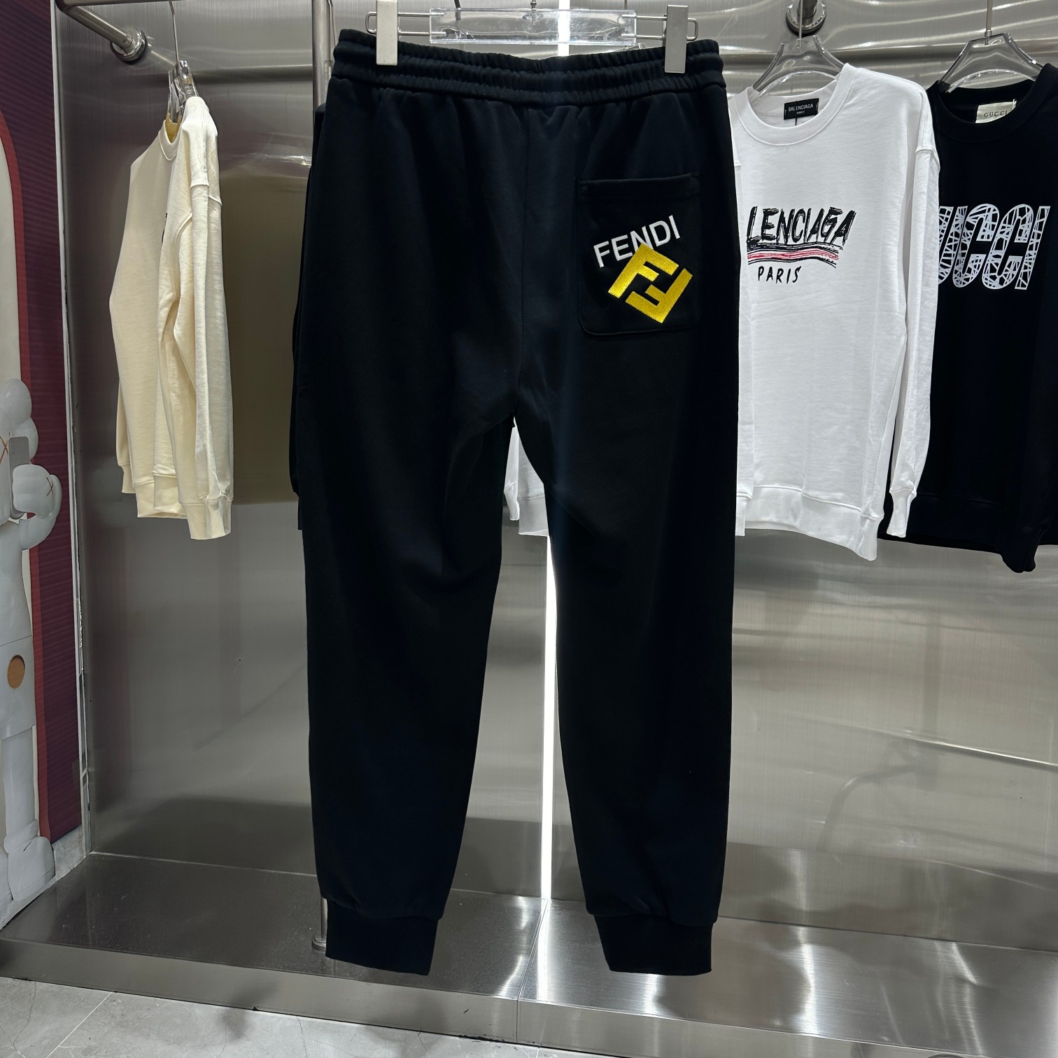 2024 Autumn/Winter Logo Embroidered Leisure Pants with Gold Zipper, Black, Sizes M-XXL - 图片 7
