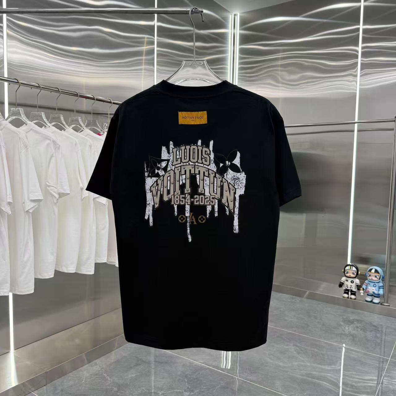 Louis Vuitton 2025 Spring Round Neck Short Sleeve T-Shirt Unisex 8 a1754105085026 1183