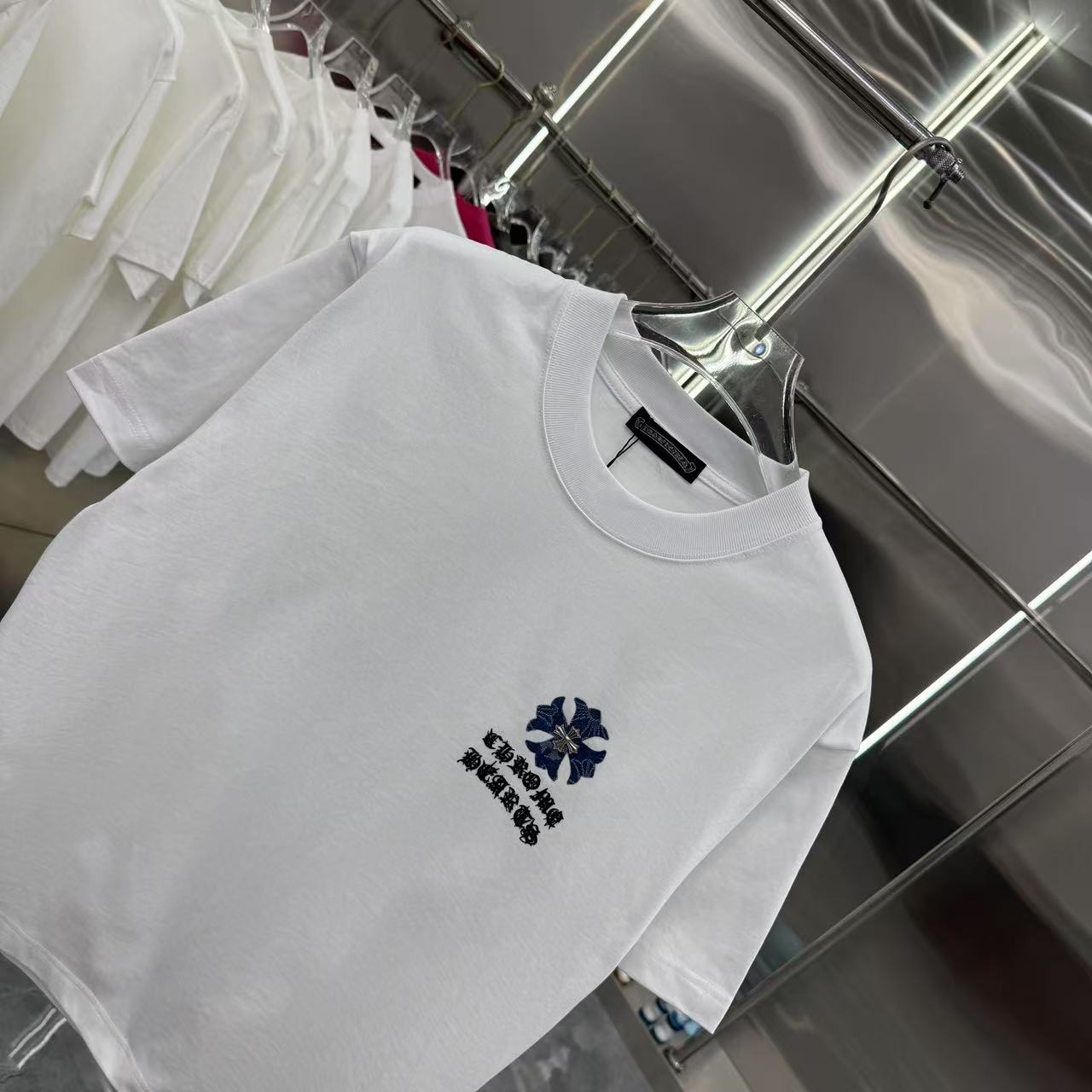 P115 CH克罗心 2025春秋新款 320克 圆领短袖 烫钻➕硅胶工艺  男女同款宽松版 S M L XL XXL 五个码 黑色 白色 