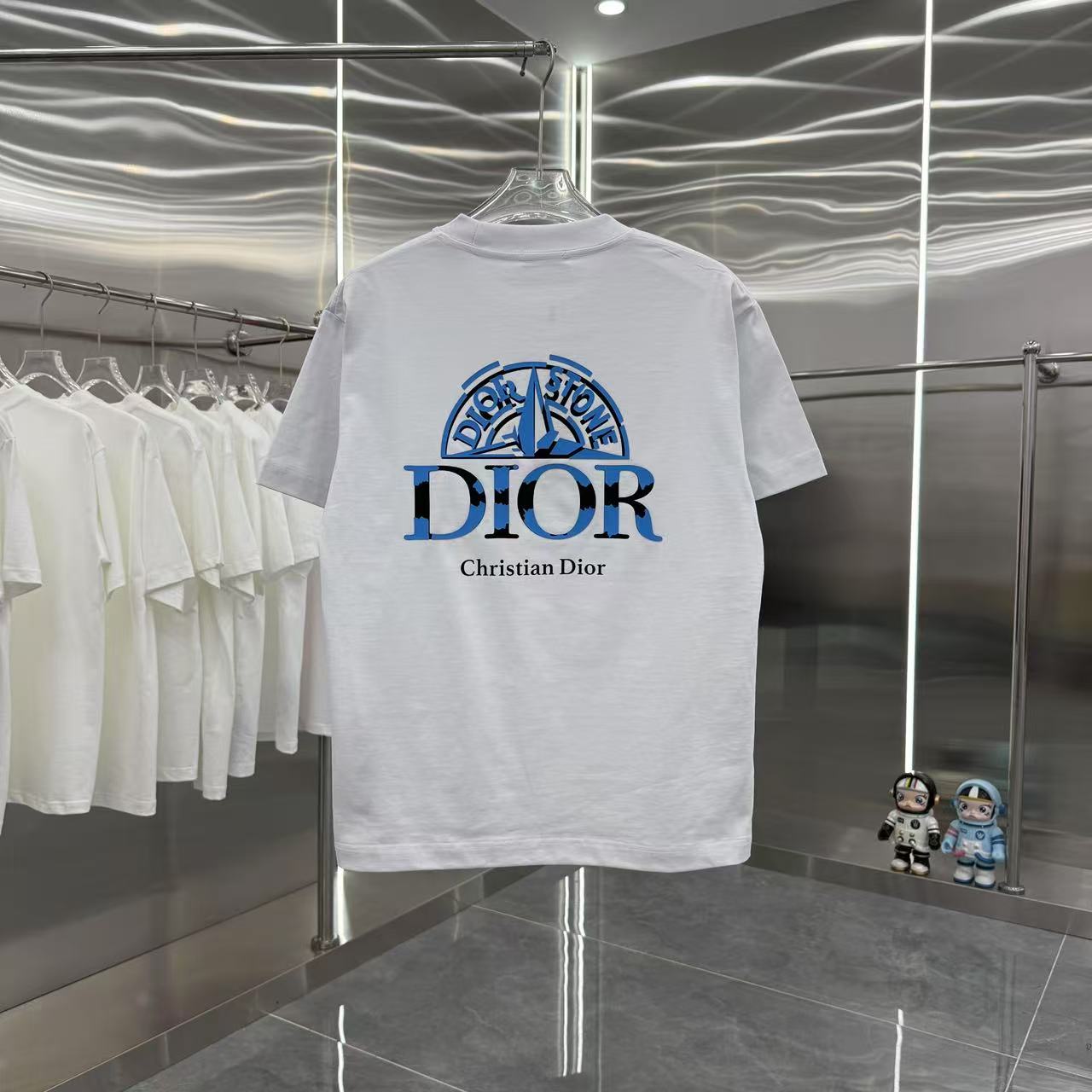 P115 DIOR 迪奥 2025春秋新款 320克 圆领短袖 立体硅胶工艺 男女同款 S M L XL XXL 五个码 黑色  白色 灰色