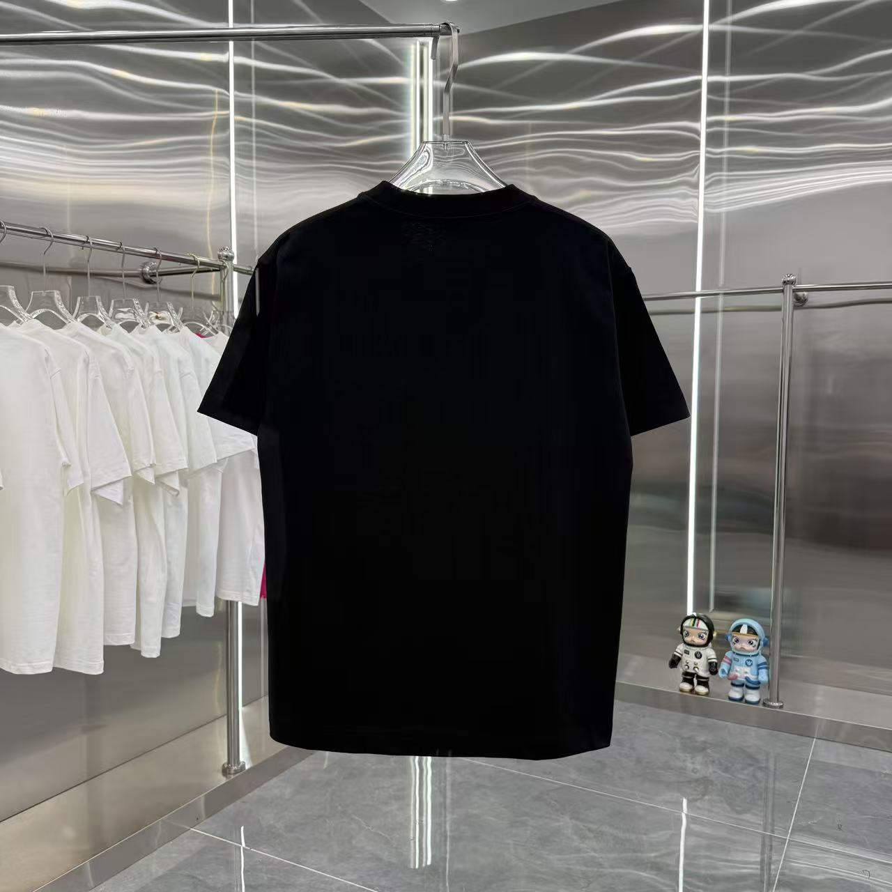 P110 DIOR 迪奥 2025春秋新款 320克 圆领短袖 立体彩色发泡工艺 男女同款 S M L XL XXL 五个码 黑色  白色 灰色