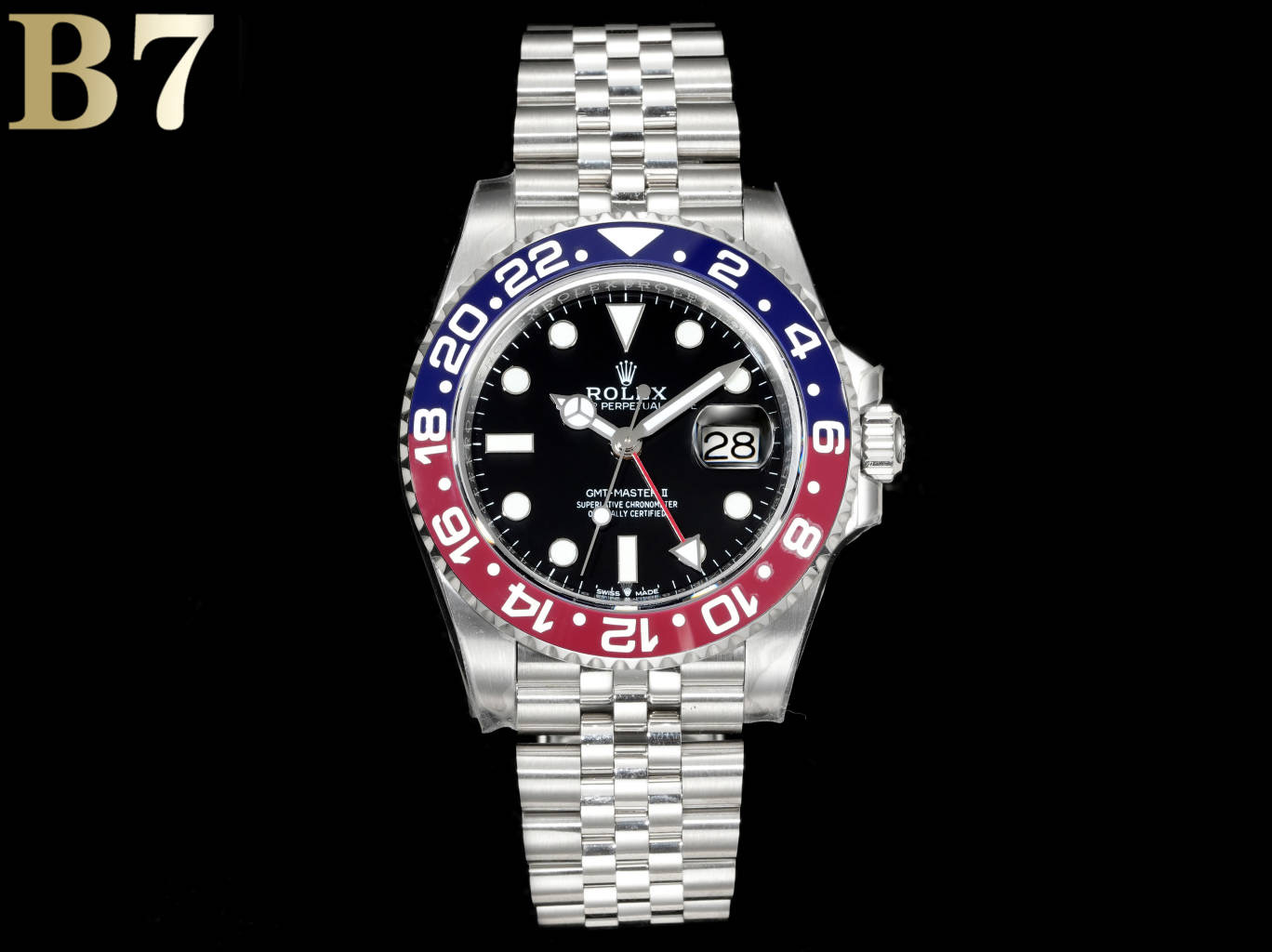 NO:147552,Blue, gold, all gold, red and blue 1850 B7 Factory Rolex GMT Greenwich upgraded version. It uses authentic 904L steel, and the integrated ceramic platinum ring is consistent with the authentic one. The new 3285 integrated movement. The synchronous authentic GMT needle uses forward and reverse adjustment time and calendar, and the accessories are universally original. 904L steel case bracelet, sapphire mirror, super luminous, two-way ceramic rotary bezel, folding buckle, rolex19860909蓝 间金 全金 红蓝1850 B7 Factory 劳力士GMT格林尼治升级版.采用正品一致904L钢材,一体成形的陶瓷白金字体圈口与正品一致.全新3285一体机芯.同步正品GMT针通过正反调时间及日历,配件通用原装.904L钢表壳表链,蓝宝石镜面,超级夜光,双向陶瓷旋转表圈,折叠表扣,,rolex,Watch