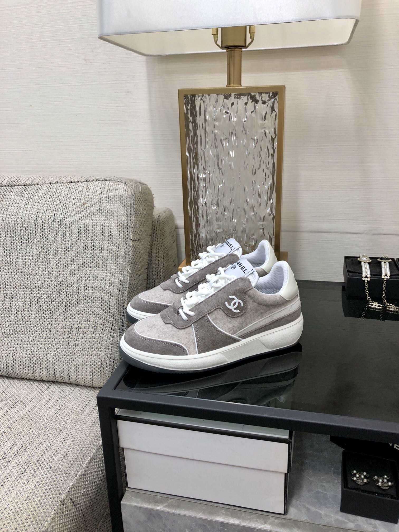 NO:172594,Top quality 2024 casual shoes SIZE35-41 (41 custom made without return) Original packaging matching, casual shoes/sports shoes, sneakers19860909顶级 品质2024休闲鞋 SIZE35-41(41定做不退换) 原版包装配套,休闲鞋/运动鞋,sneakers,Women's Shoes