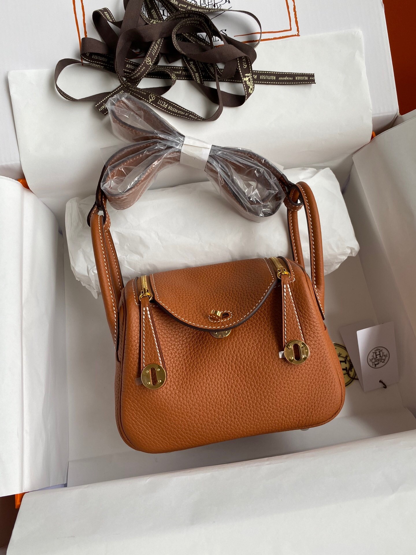 Hermes Lindy Sacs À Bandoulière & À Épaule Le Brun Couleur du café Couture Hardware en argent Mini