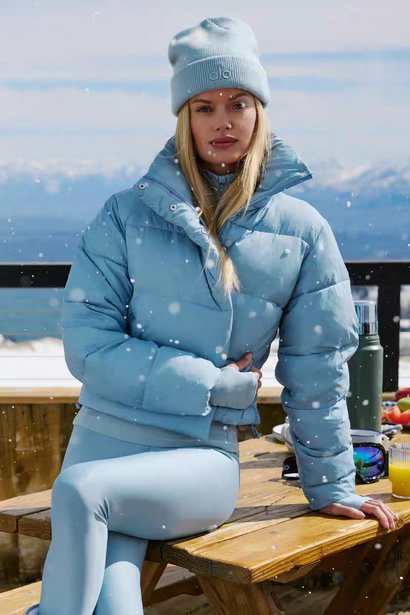 Alo jacket everyday light blue yoga